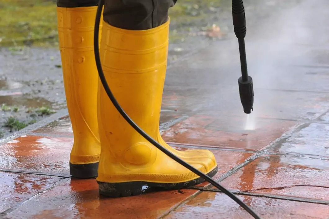 Pressure Washing Services